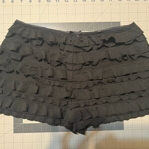 NWOT Forever 21 Black Ruffle Shorts